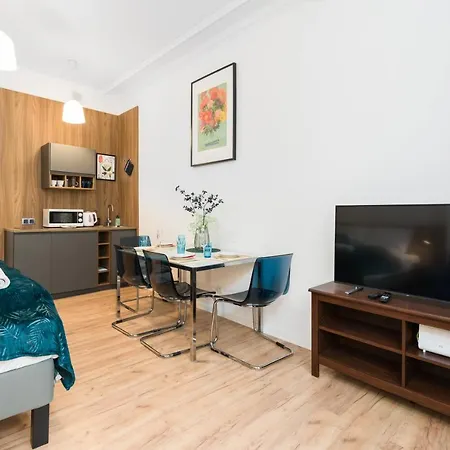 Kwiatowa Center By Renters *