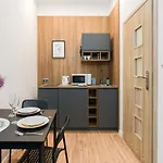 Kwiatowa Center By Renters *
