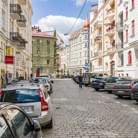 Kwiatowa Center By Renters * Познань