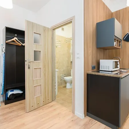 Kwiatowa Center By Renters Апартаменты Познань