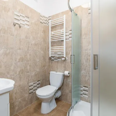 Kwiatowa Center By Renters Apartman Poznań
