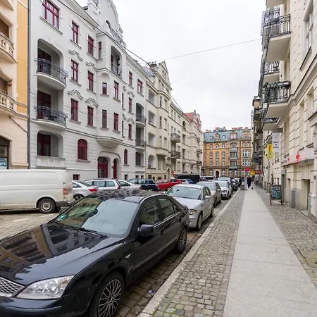 Апартаменты Kwiatowa Center By Renters