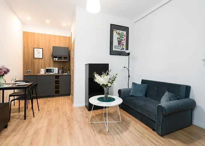 Apartment Kwiatowa Center By Renters